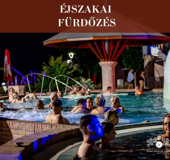 Éjszakai fürdőzés